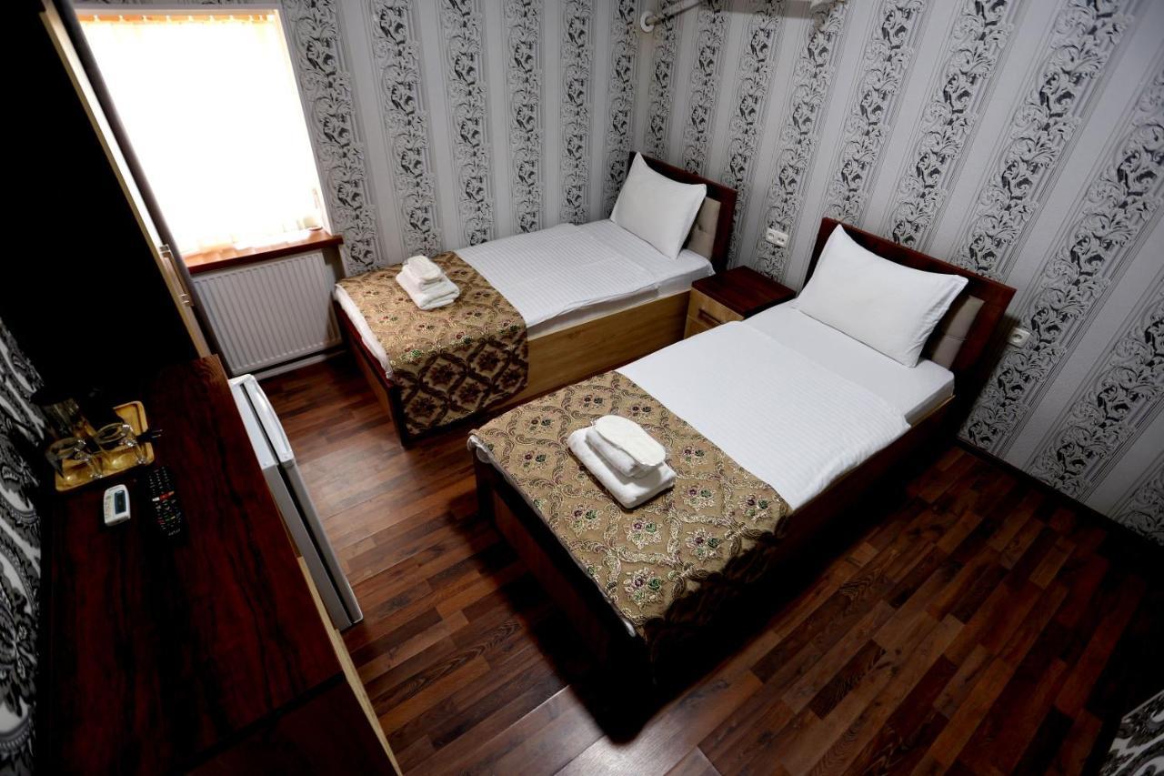 Hotel Plaza 777 Samarkand Exterior photo