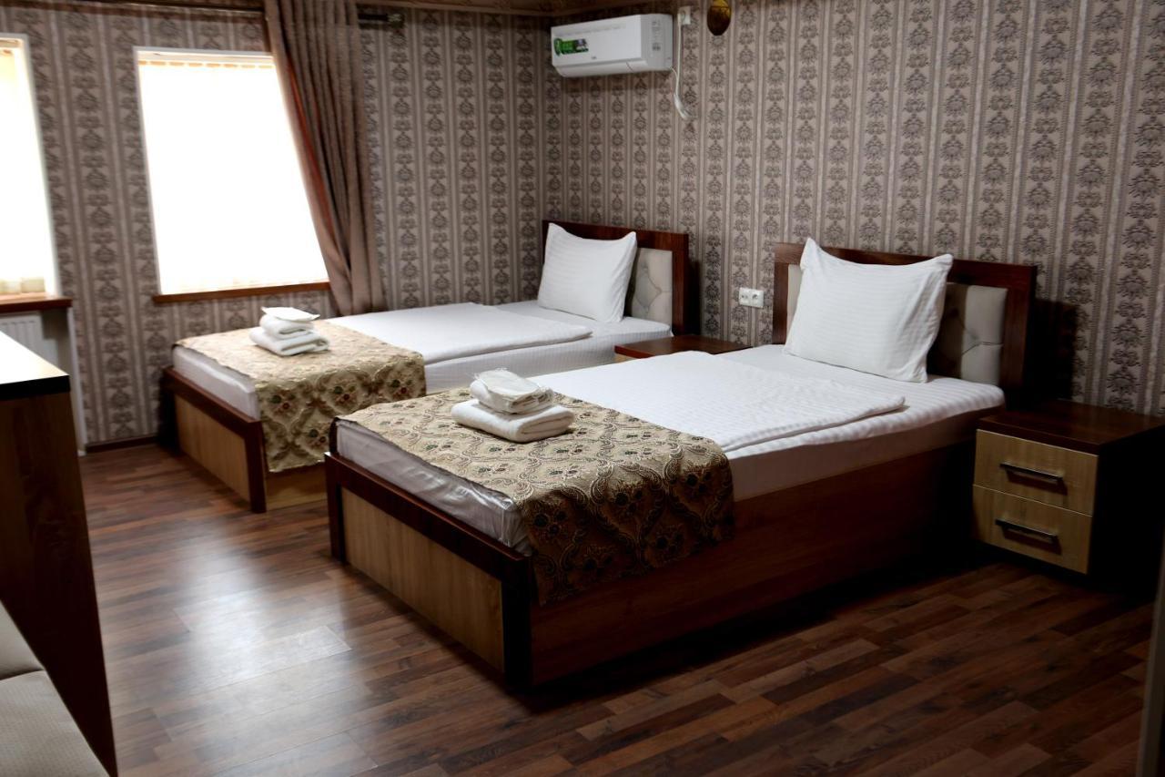 Hotel Plaza 777 Samarkand Exterior photo